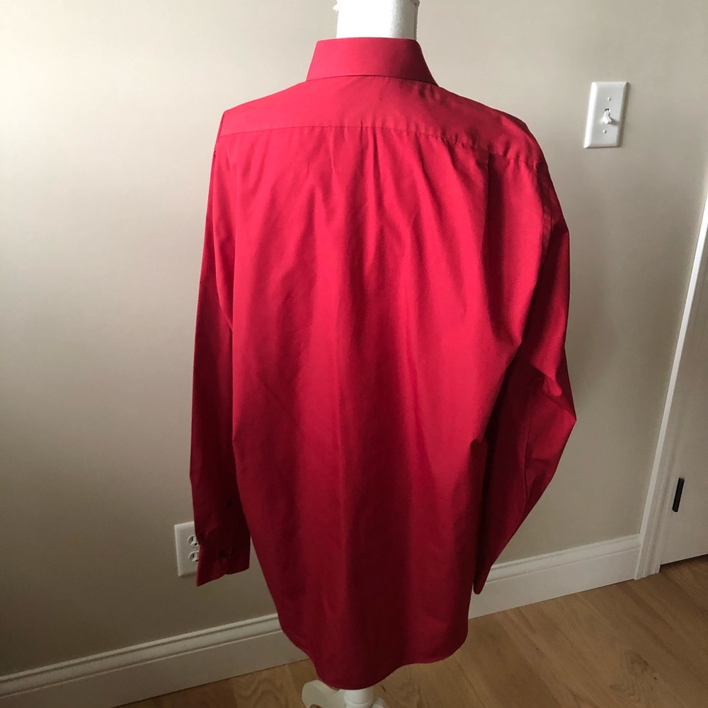Van Heusen Button Down Shirt - Picture 3 of 6